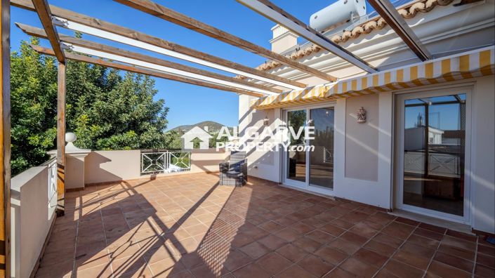 Image No.9-3 Bed Villa for sale