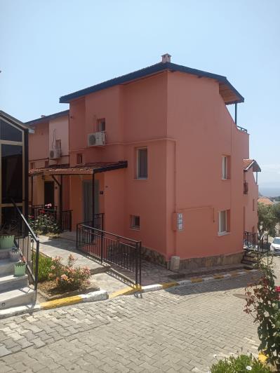 Image No.5-4 Bed House for sale