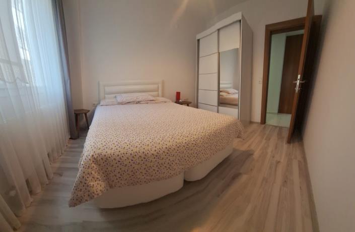 Image No.24-3 Bed Apartment for sale