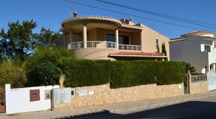 Image No.2-4 Bed Villa for sale