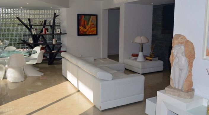 Image No.3-4 Bed Villa for sale