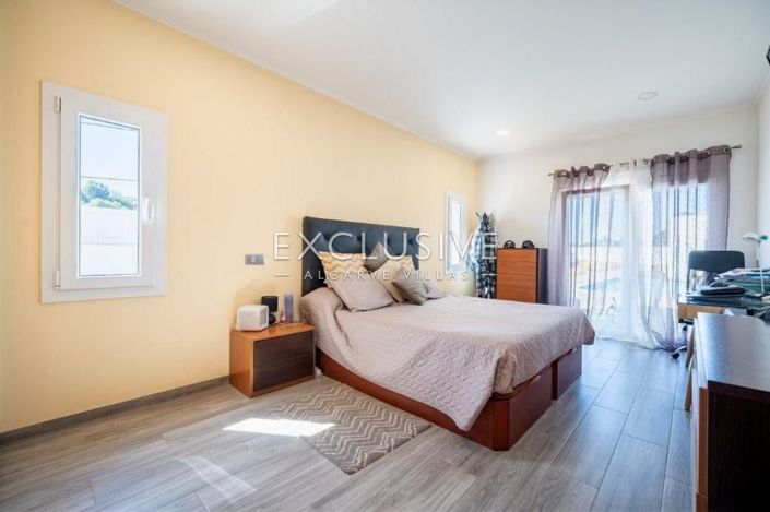 Image No.27-4 Bed Villa for sale