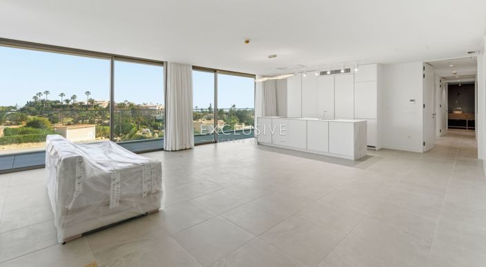 Image No.13-3 Bed Apartment for sale
