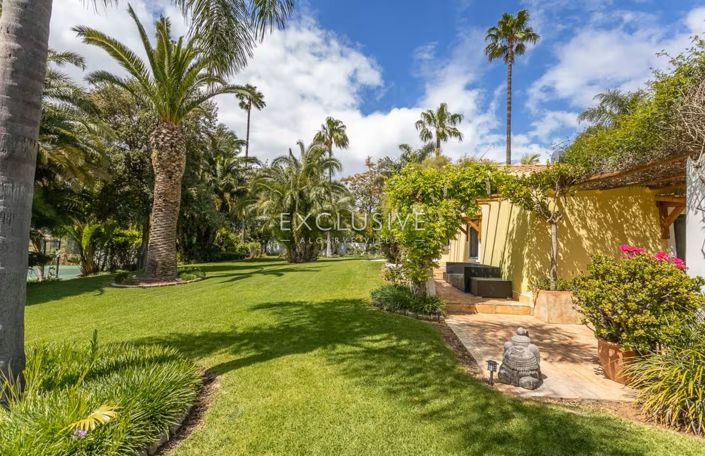 Image No.9-6 Bed Villa for sale
