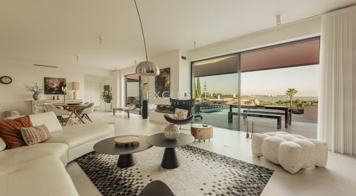 Image No.5-4 Bed Villa for sale