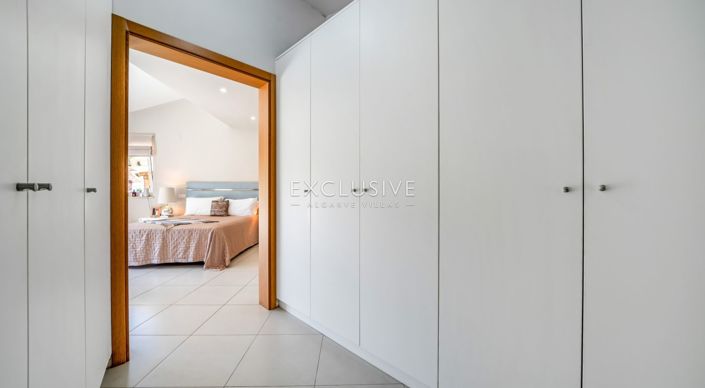 Image No.10-3 Bed Villa for sale