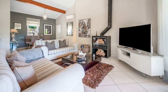 Image No.6-3 Bed Villa for sale