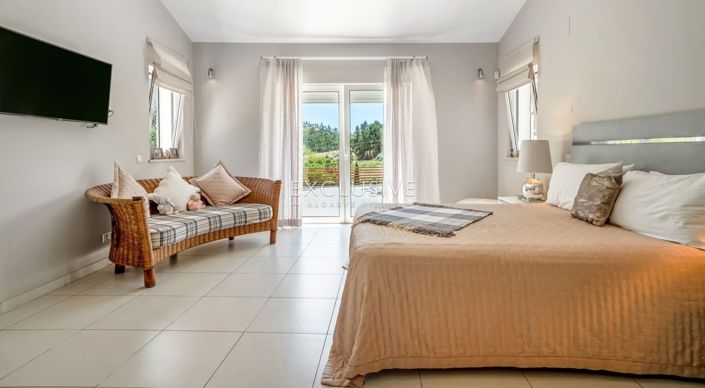 Image No.7-3 Bed Villa for sale