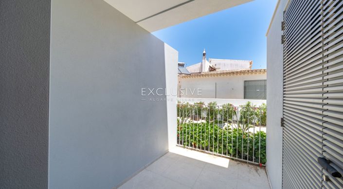 Image No.7-3 Bed Townhouse for sale