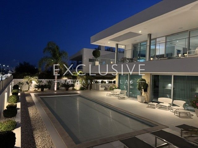 Image No.30-3 Bed Villa for sale