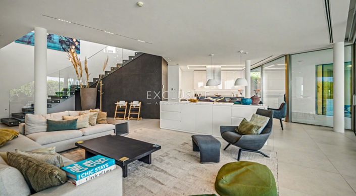 Image No.7-6 Bed Villa for sale