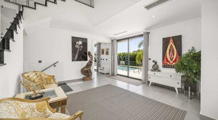 Image No.4-4 Bed Villa for sale