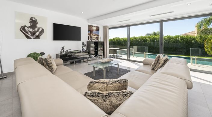 Image No.5-4 Bed Villa for sale