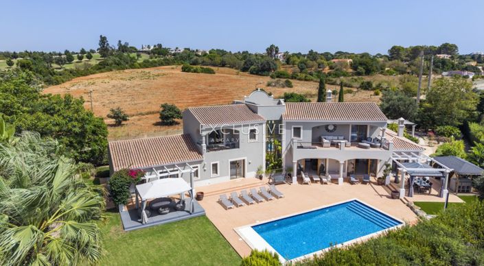 Image No.2-5 Bed Villa for sale