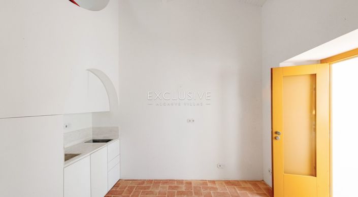 Image No.3-1 Bed Townhouse for sale