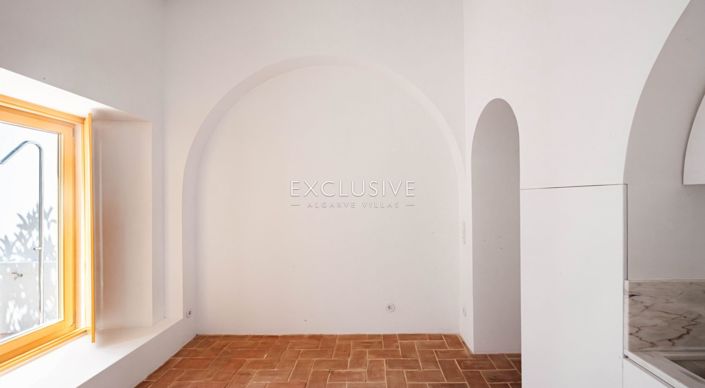 Image No.4-1 Bed Townhouse for sale