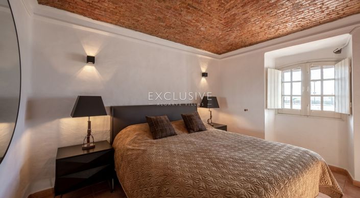 Image No.14-4 Bed Villa for sale