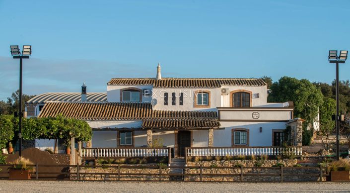 Image No.8-4 Bed Villa for sale