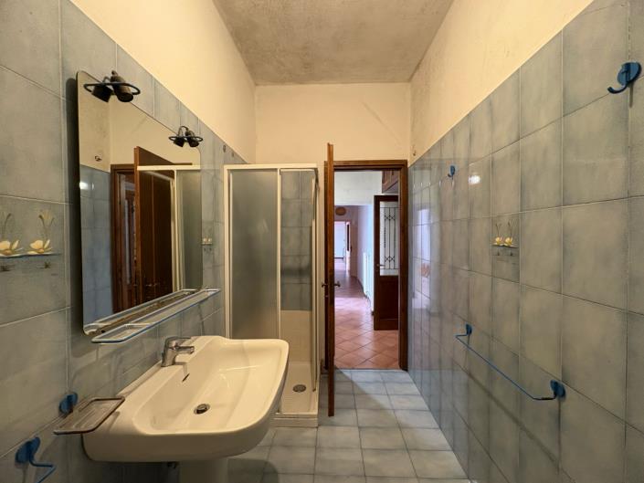 Image No.19-2 Bed Apartment for sale