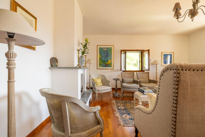 Image No.9-3 Bed Apartment for sale