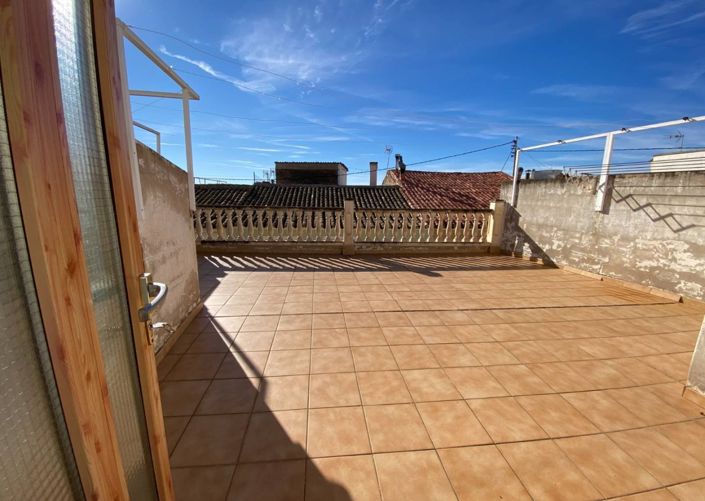 Image No.2-5 Bed Townhouse for sale