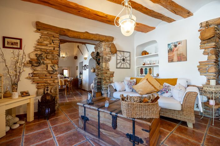 Image No.13-3 Bed Country House for sale