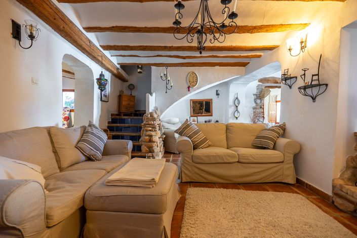 Image No.21-3 Bed Country House for sale