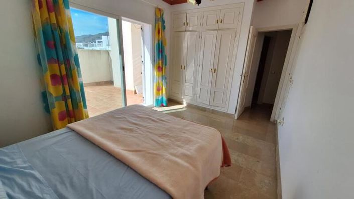 Image No.27-4 Bed Villa for sale