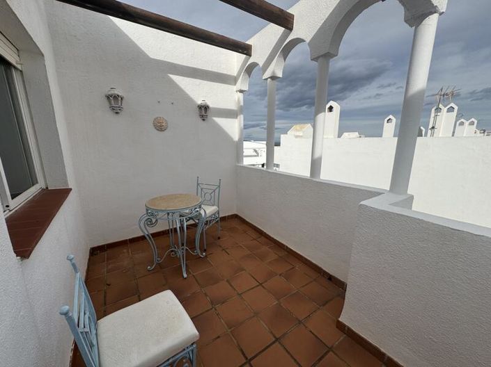 Image No.52-3 Bed Townhouse for sale