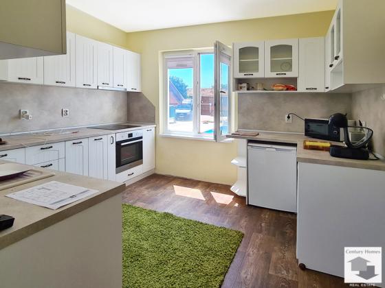 Image No.4-3 Bed House for sale
