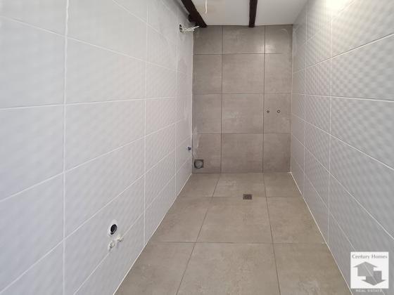 Image No.15-2 Bed House for sale