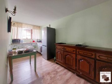 large1776152183
