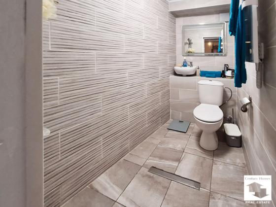 Image No.20-3 Bed House for sale