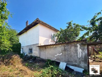 large1782471140