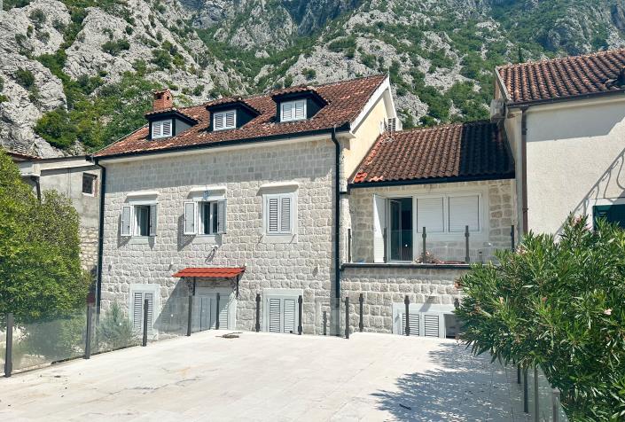 Image No.8-4 Bed Villa for sale