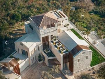 1 - Donja Lastva, Villa