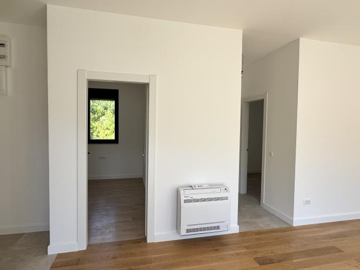 Image No.28-2 Bed Apartment for sale
