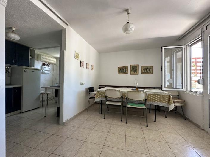 Image No.15-6 Bed House for sale