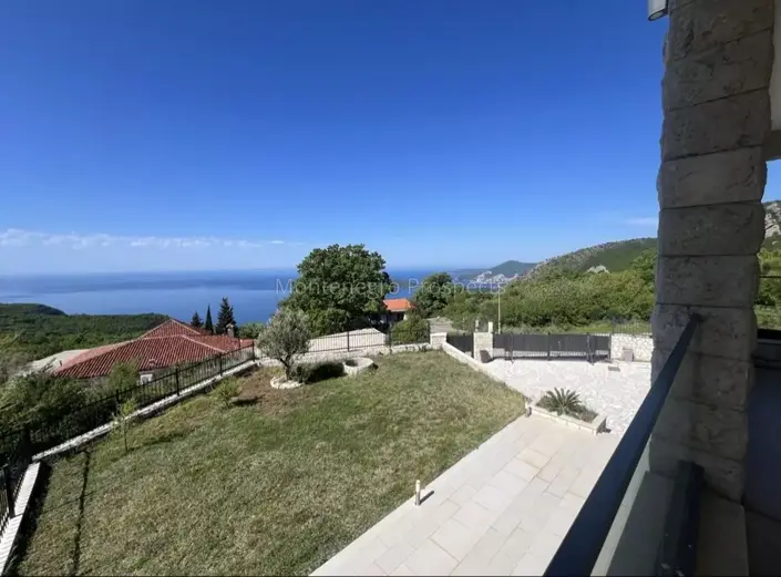 Image No.3-6 Bed Villa for sale