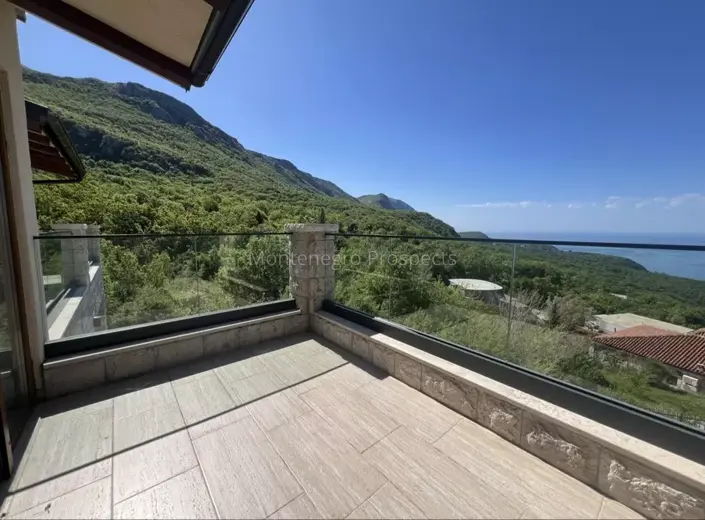 Image No.4-6 Bed Villa for sale