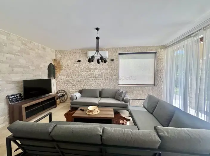 Image No.28-6 Bed Villa for sale