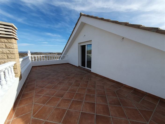 Image No.8-5 Bed Villa for sale