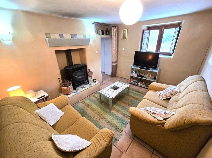 Image No.5-6 Bed Property for sale