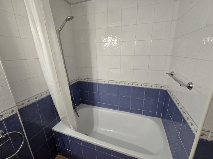 Image No.19-2 Bed Apartment for sale