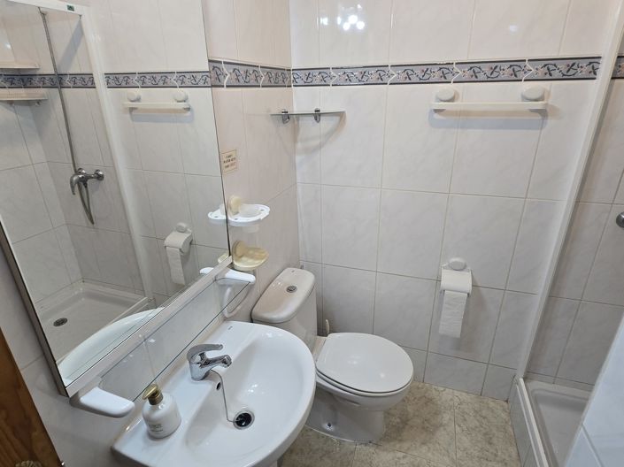 Image No.20-3 Bed Apartment for sale