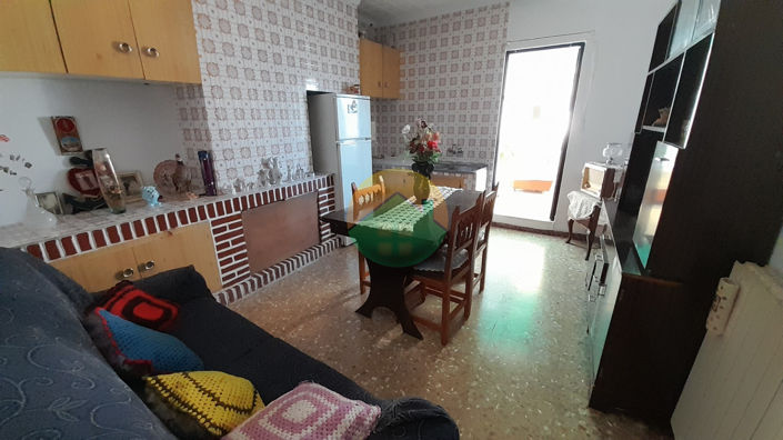 Image No.11-3 Bed House for sale