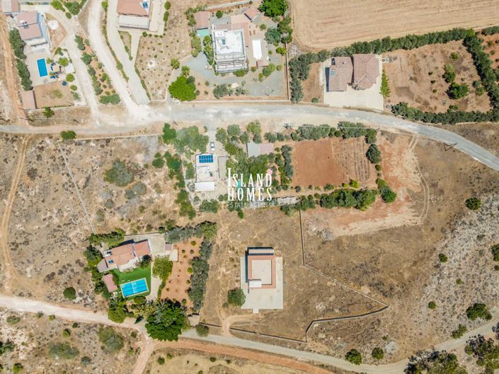 Image No.12-4 Bed Villa / Detached for sale