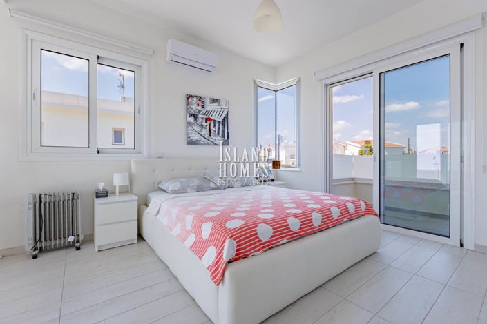 Image No.16-4 Bed Villa / Detached for sale