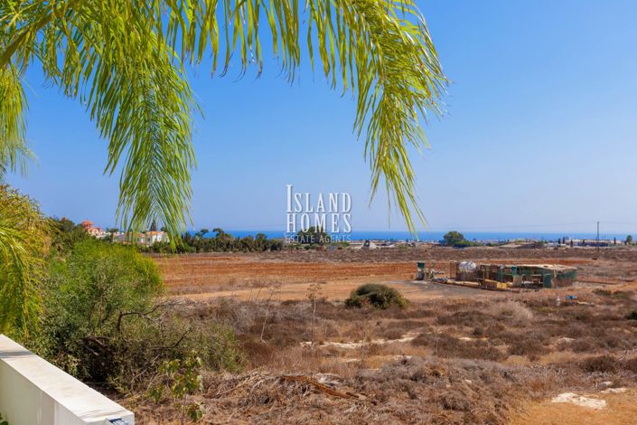 Image No.6-4 Bed Villa / Detached for sale