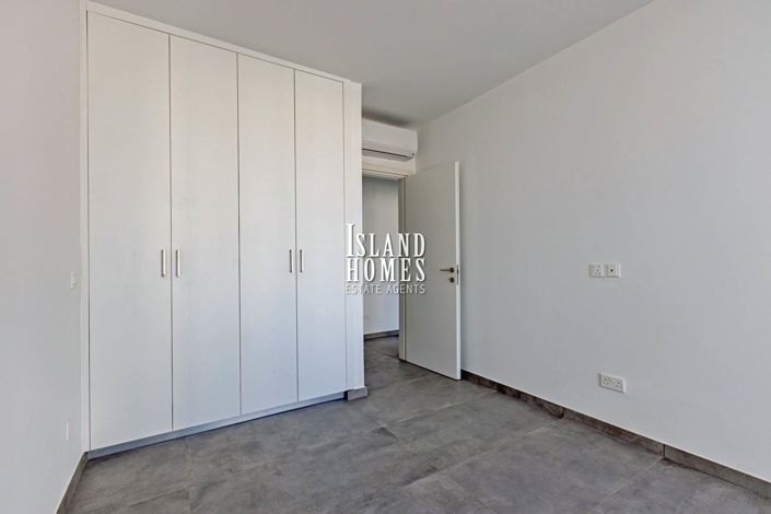 Image No.18-2 Bed Apartment for sale